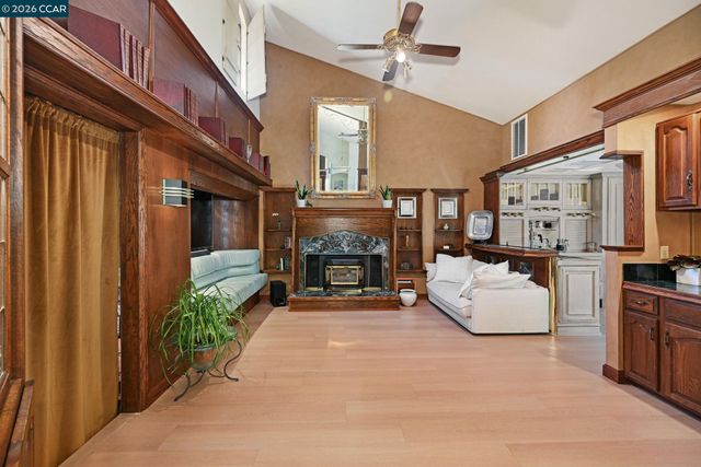 490 St Marys Rd, Lafayette, CA 94549