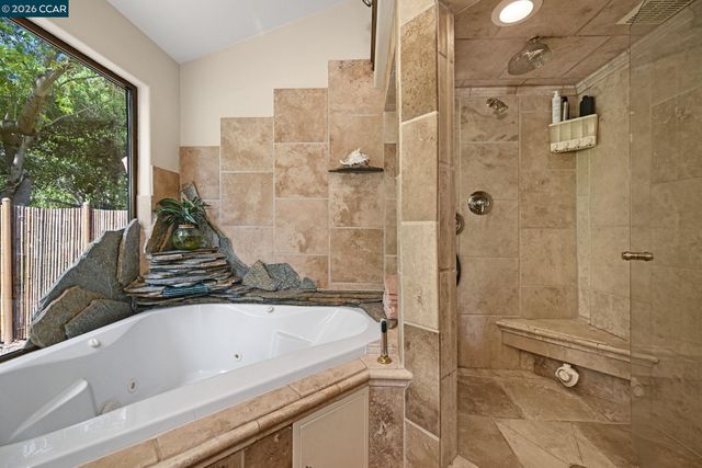 490 St Marys Rd, Lafayette, CA 94549