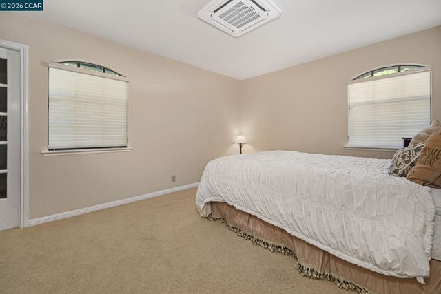 490 St Marys Rd, Lafayette, CA 94549