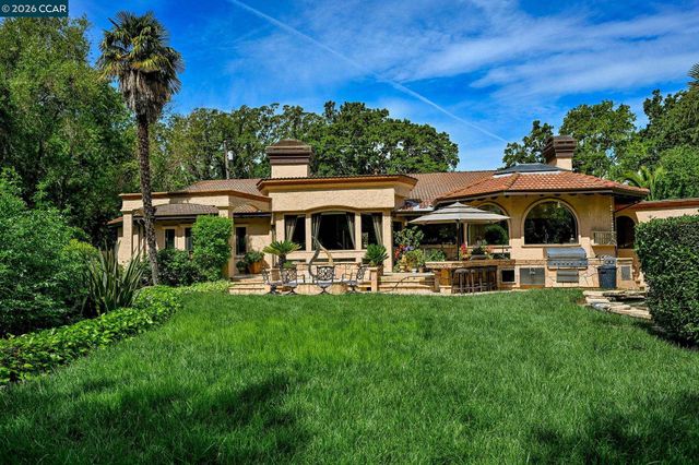 490 St Marys Rd, Lafayette, CA 94549
