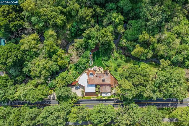 490 St Marys Rd, Lafayette, CA 94549