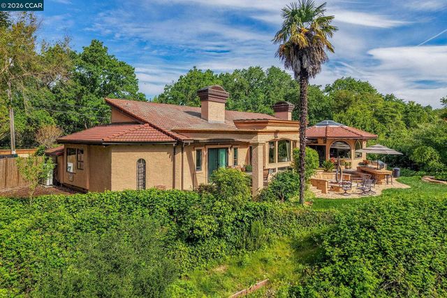 490 St Marys Rd, Lafayette, CA 94549