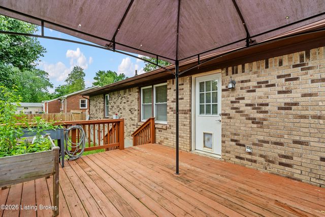 202 Clore Ave, La Grange, KY 40031