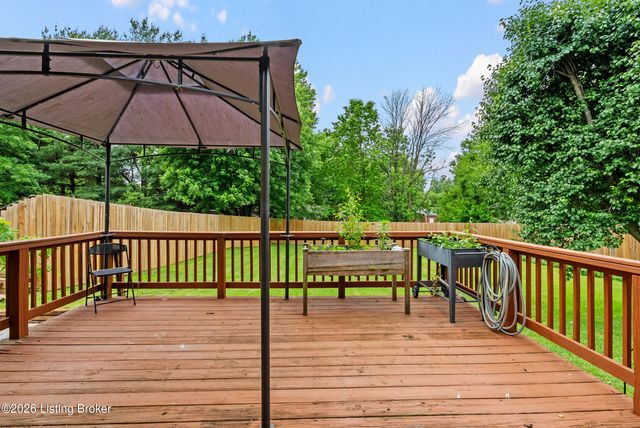 202 Clore Ave, La Grange, KY 40031