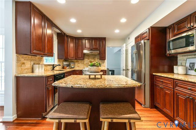 4600 Foxwood Rd, Chester, VA 23831