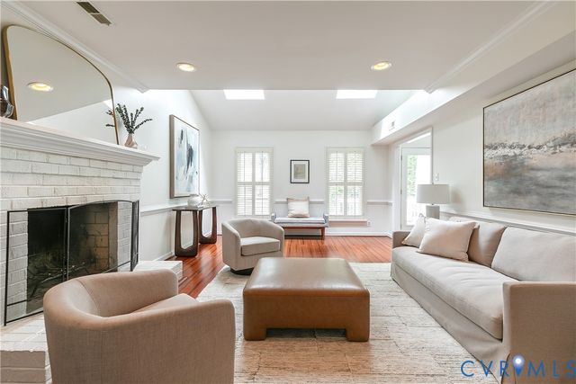 4600 Foxwood Rd, Chester, VA 23831