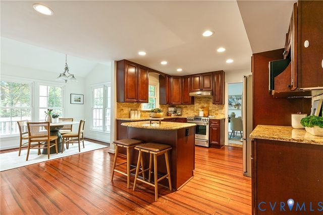 4600 Foxwood Rd, Chester, VA 23831