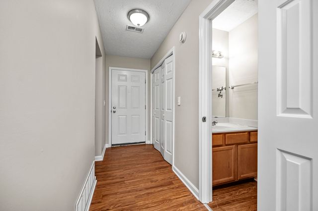 1205, 1207, 1209 Reva Ridge Way, Lexington, KY 40517