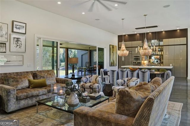 103 Melanie Lane, Woodstock, GA 30188