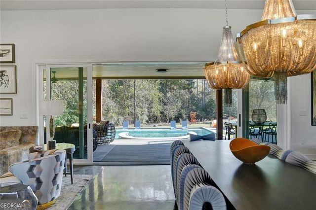 103 Melanie Lane, Woodstock, GA 30188