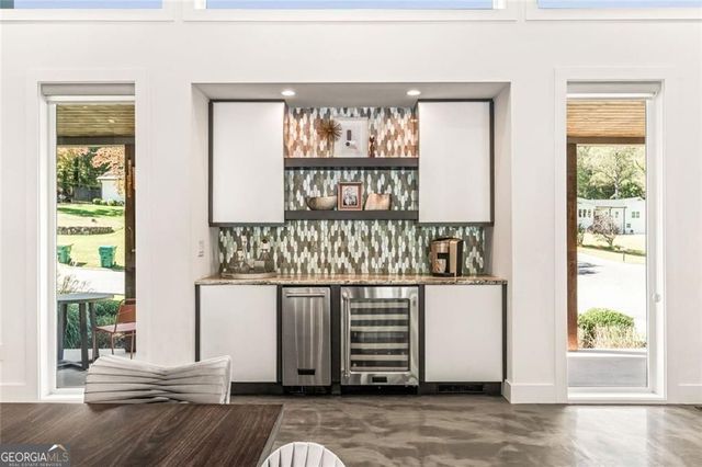 103 Melanie Lane, Woodstock, GA 30188