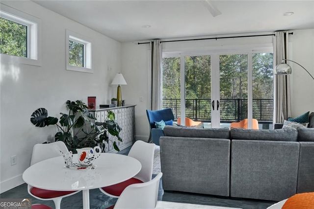 103 Melanie Lane, Woodstock, GA 30188