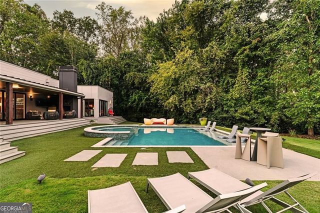 103 Melanie Lane, Woodstock, GA 30188