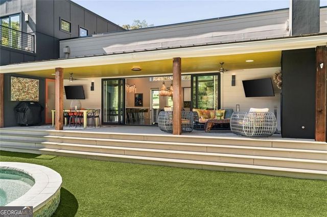 103 Melanie Lane, Woodstock, GA 30188