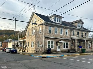 101 W MAIN ST, Tremont, PA 17981