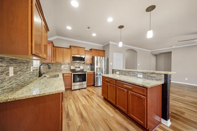 17109 Crooked Oak Drive, Sherwood, AR 72120