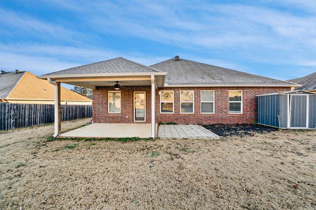 17109 Crooked Oak Drive, Sherwood, AR 72120