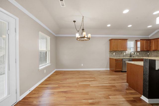 17109 Crooked Oak Drive, Sherwood, AR 72120