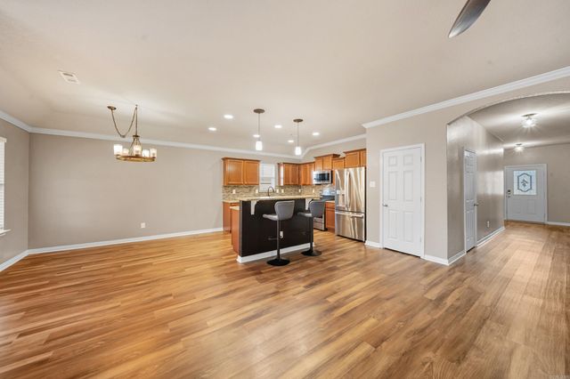 17109 Crooked Oak Drive, Sherwood, AR 72120