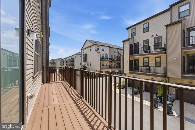 22522 FOUNDATION DR, Ashburn, VA 20148