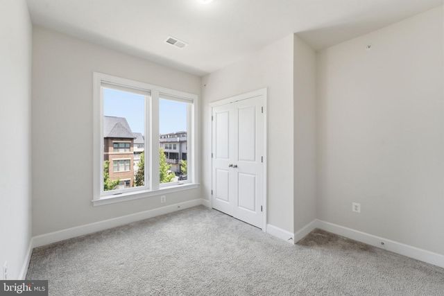 22522 FOUNDATION DR, Ashburn, VA 20148