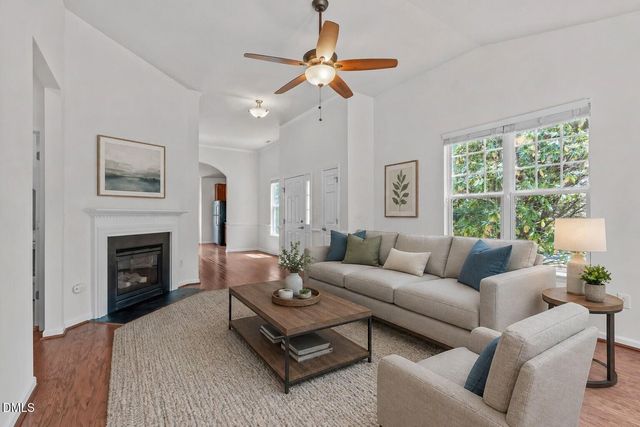 1405 Kirkwood Hill Way, Wake Forest, NC 27587
