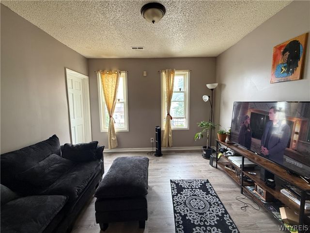 495 Winslow Avenue, Buffalo, NY 14211