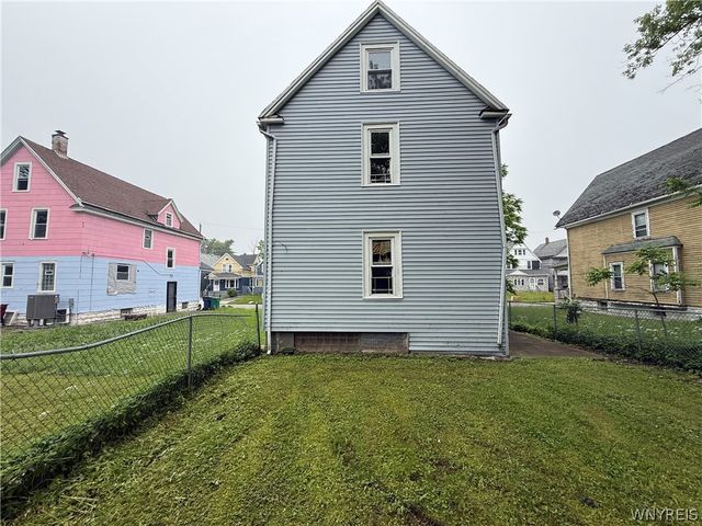 495 Winslow Avenue, Buffalo, NY 14211