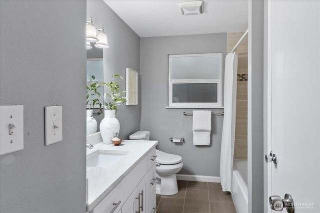 18312 73rd Avenue W, Edmonds, WA 98026