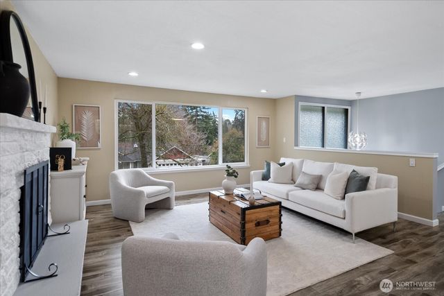 18312 73rd Avenue W, Edmonds, WA 98026