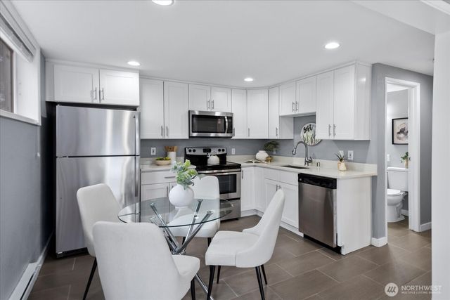 18312 73rd Avenue W, Edmonds, WA 98026