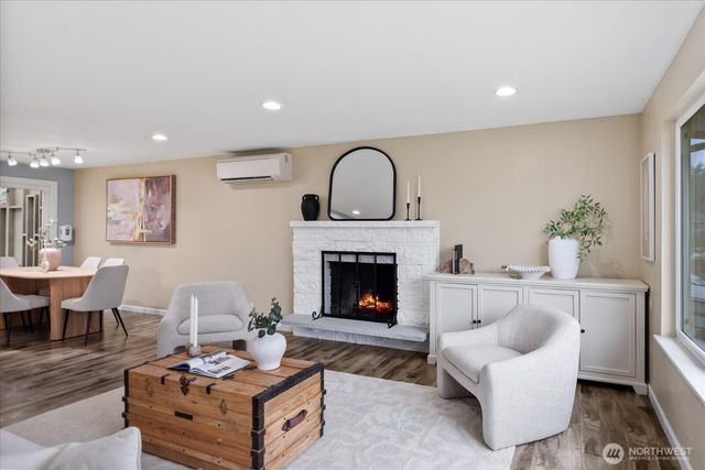 18312 73rd Avenue W, Edmonds, WA 98026