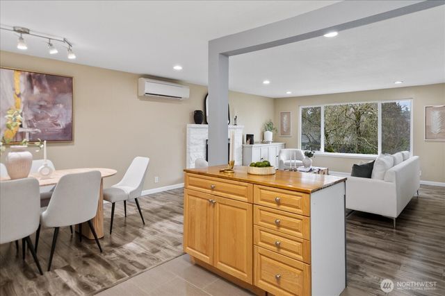 18312 73rd Avenue W, Edmonds, WA 98026