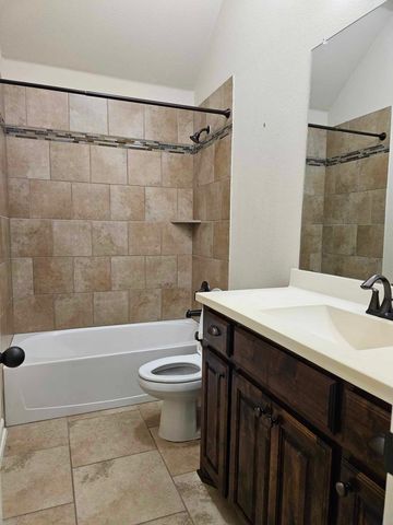 8312 Whistling Duck Drive, Fort Worth, TX 76118