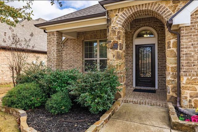 8312 Whistling Duck Drive, Fort Worth, TX 76118