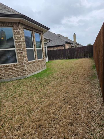 8312 Whistling Duck Drive, Fort Worth, TX 76118
