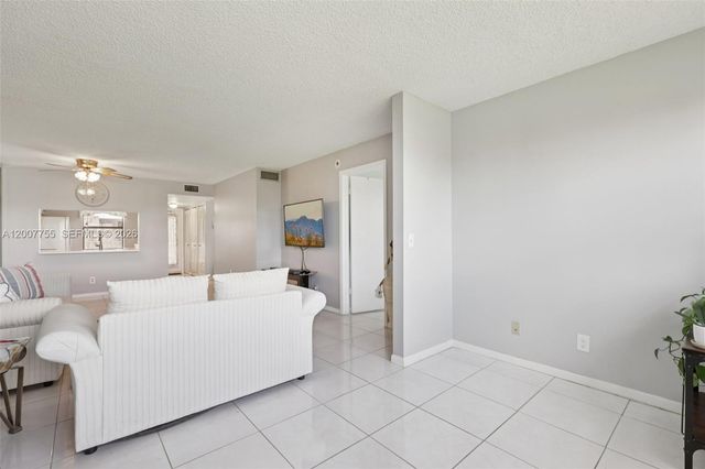 2793 NW 104th Ave 401, Sunrise, FL 33322