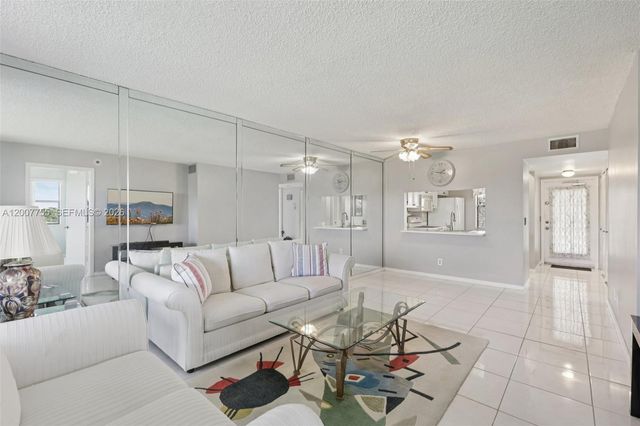 2793 NW 104th Ave 401, Sunrise, FL 33322