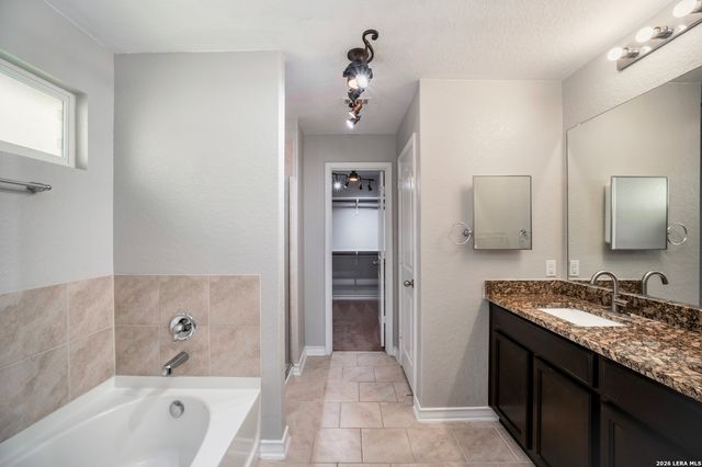 15251 Field Sparrow, San Antonio, TX 78253