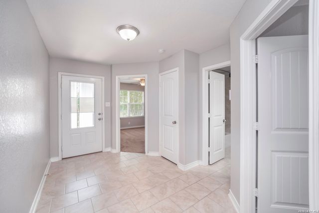 15251 Field Sparrow, San Antonio, TX 78253