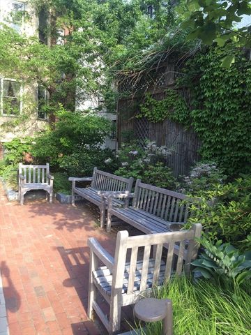 1619 Massachusetts Avenue 26, Cambridge, MA 02138