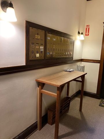 1619 Massachusetts Avenue 26, Cambridge, MA 02138