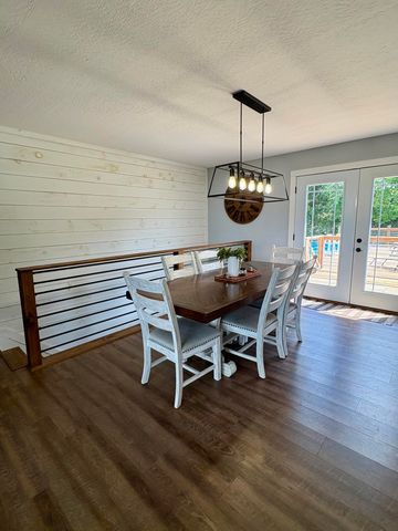 305 Maywood Road, Stanford, KY 40484