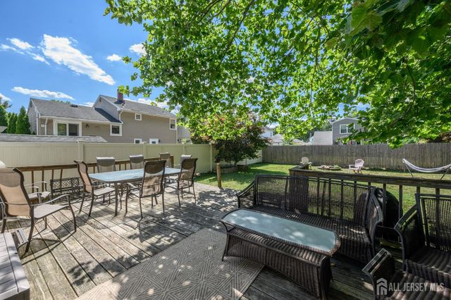 2081 Coles Avenue, Scotch Plains, NJ 07076