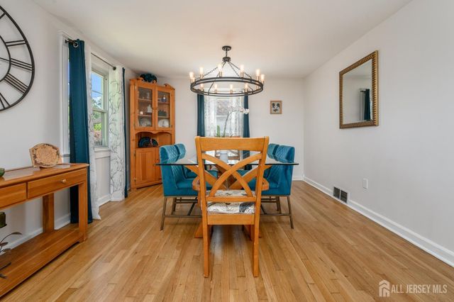 2081 Coles Avenue, Scotch Plains, NJ 07076