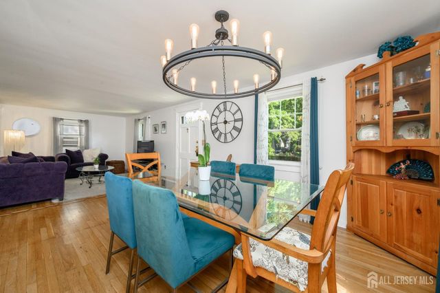 2081 Coles Avenue, Scotch Plains, NJ 07076