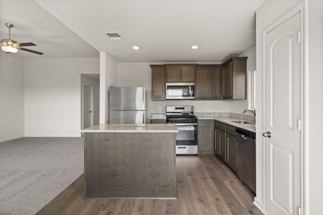 13429 Gitty Up Circle, Cresson, TX 76035