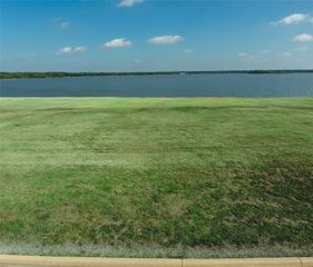 1177 Beacon Shore Road, Kemp, TX 74143