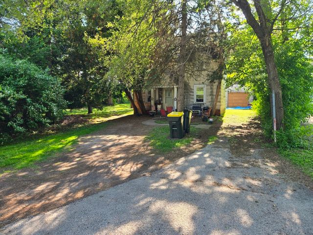 1S156 3rd Street, Lombard, IL 60148