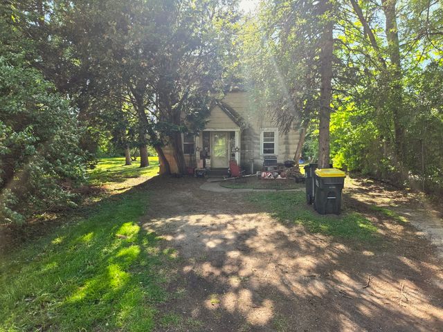 1S156 3rd Street, Lombard, IL 60148